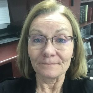 Meet your Posher, Traci